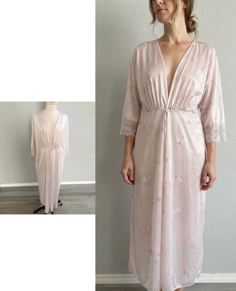 Vintage Lorraine Nylon Robe Pink Floral Small Peignoir